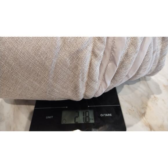 Christmas tree skirt decorated with flowers and snowflakes Gray/white color - Picture 8 of 10